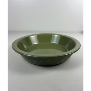 Signature‎ Housewares Olive Green Stoneware Pie Dish 9.5 Inch Embossed Lattice